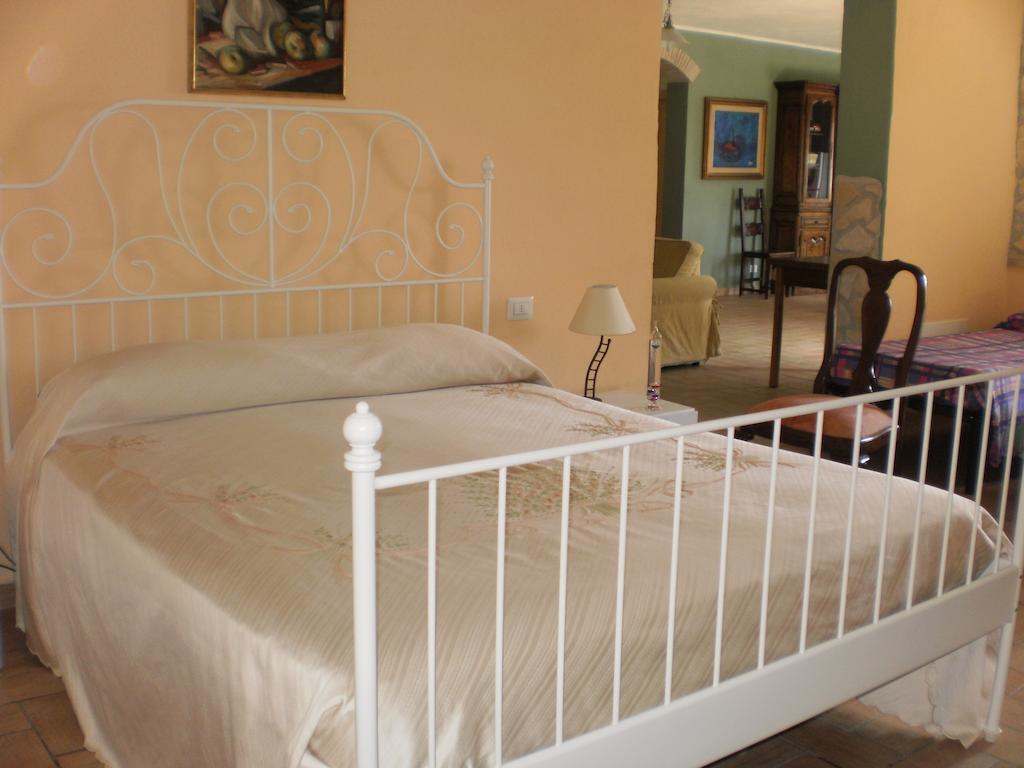 Locanda Degli Etruschi Montalto di Castro Δωμάτιο φωτογραφία